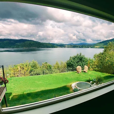 Sunrise Terrace Apartment *